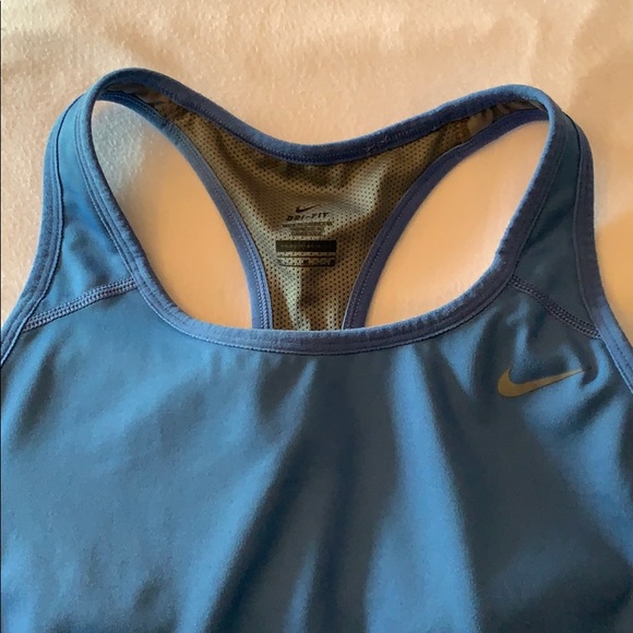 Nike dri-fit tank - Picture 2 of 7